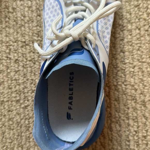 fabletics tennis shoes